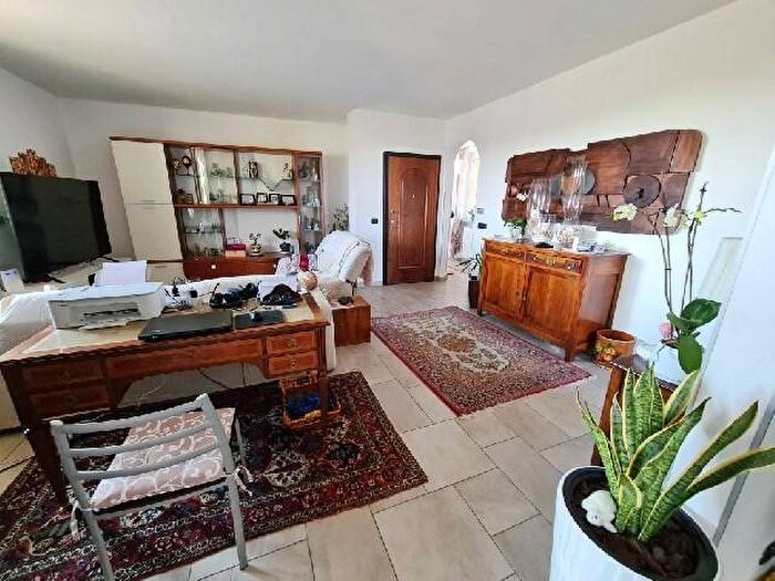 Appartamento con 5 locali in affitto in Frazione Buretto, Bene Vagienna