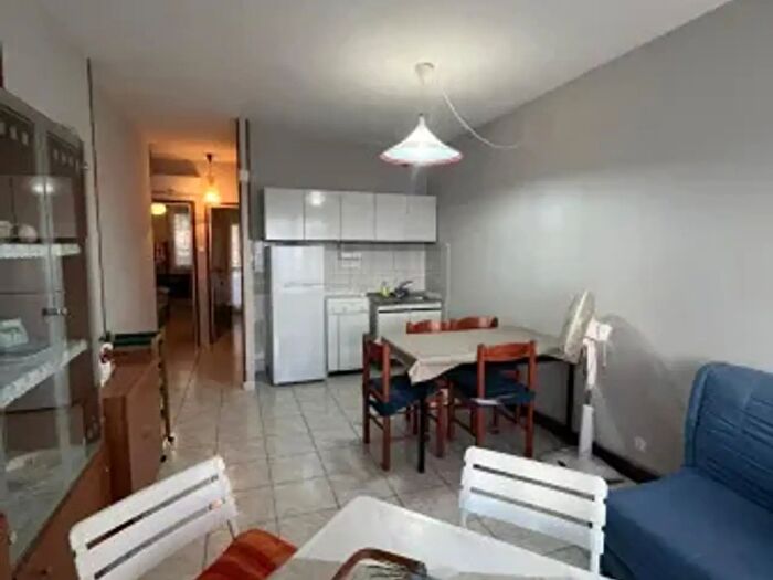 Appartamento trilocale in vendita in Via Silvio Pellico, Comacchio