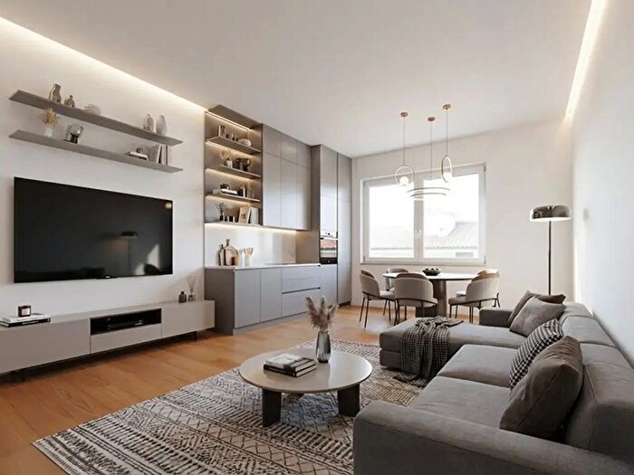 Appartamento trilocale in vendita in Viale Giacomo Matteotti, Certaldo