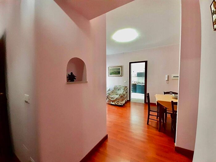 Appartamento trilocale in affitto in Vico Giuseppe Raffaelli, Centro Storico, Catanzaro