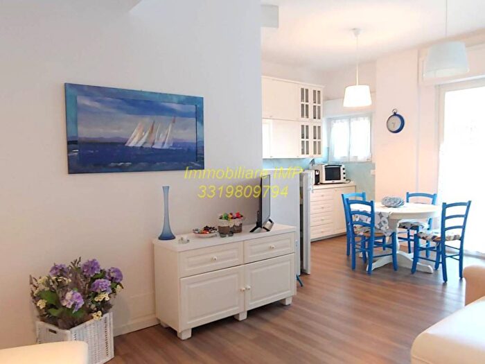 Appartamento bilocale in affitto in Piazza Giuseppe Valerga, Centro, Loano