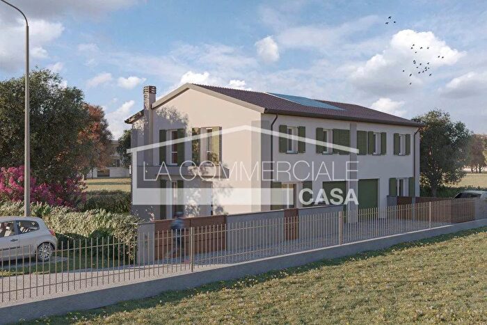 Casa quadrilocale in vendita in Treviso