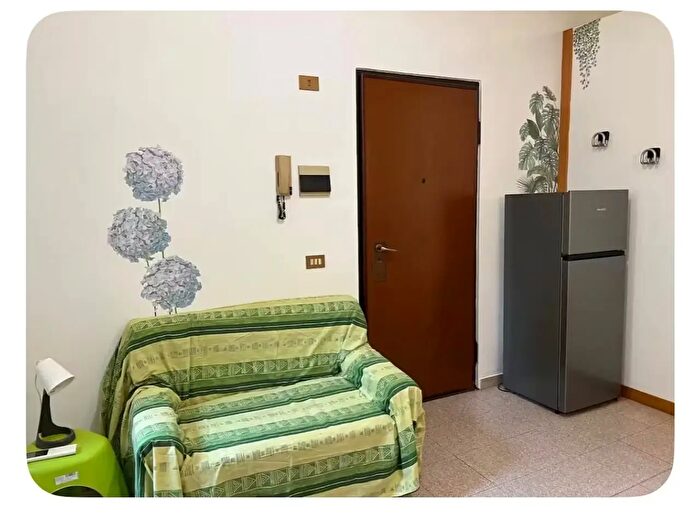 Appartamento bilocale in vendita in Via Francesco Ghiottoni, Piacenza