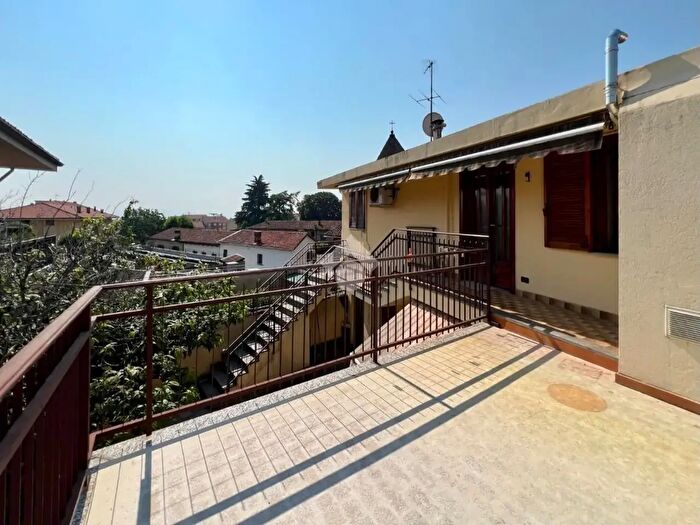Appartamento trilocale in vendita in Via Querro, Rivoli
