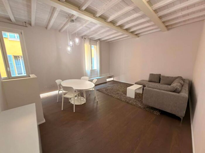 Appartamento quadrilocale in affitto in Via Nazario Sauro, Centro Storico, Modena