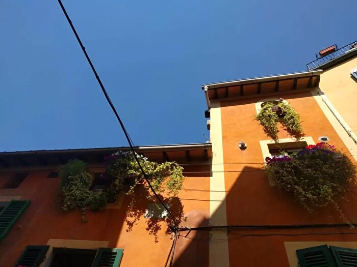 Appartamento quadrilocale in vendita in Via Gallurì, Poggibonsi