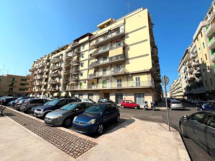 Appartamento trilocale in vendita in Via Sottotenente G Pomodoro, Molfetta