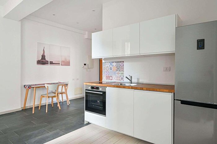 Appartamento trilocale in vendita in Via Emiliana, Sarzana