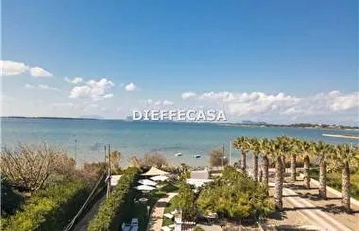 Appartamento con 8 locali in affitto in Marsala