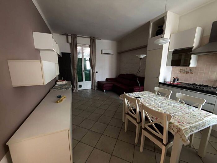 Appartamento bilocale in affitto in Via Dottor Carrobbio, Centro, Cologno Monzese