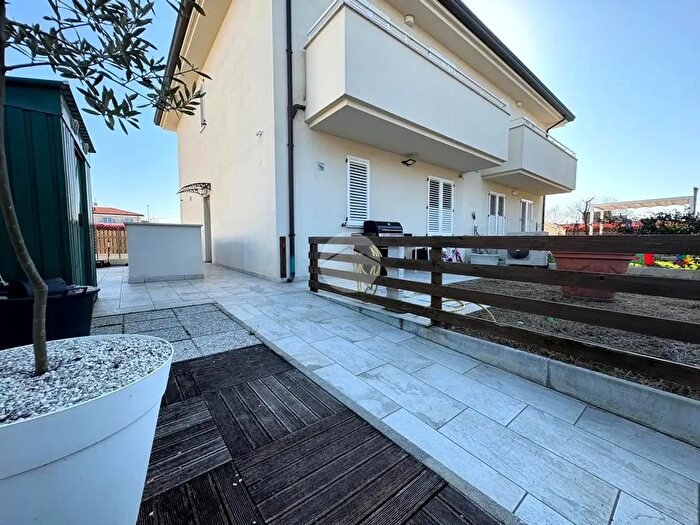 Appartamento quadrilocale in vendita in Via Imperatrice Teodora, Rimini