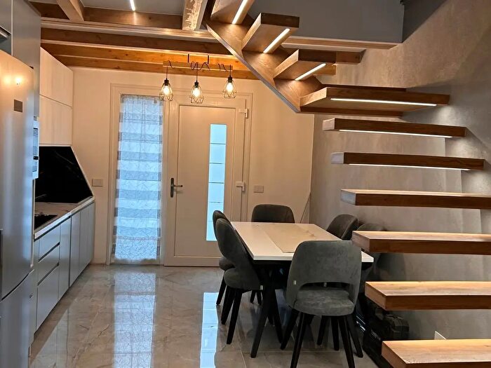 Casa in vendita in Via Martiri della Libertà, San Rocco Al Porto