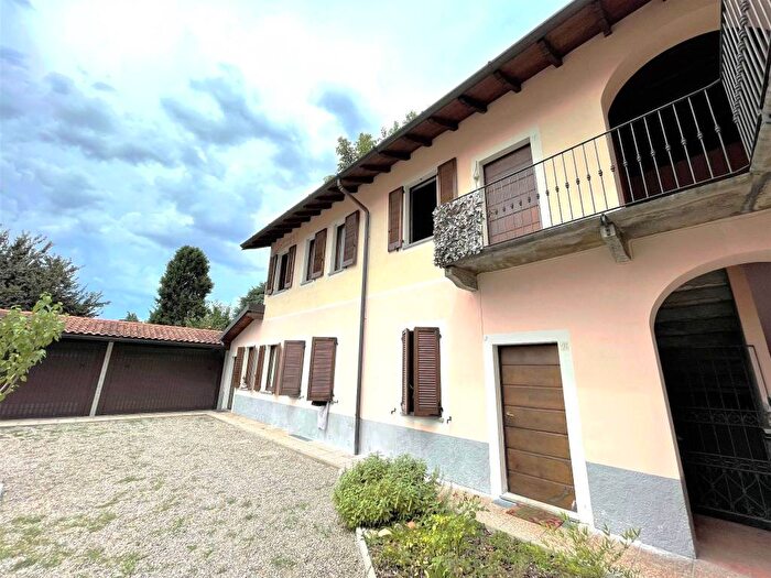 Appartamento monolocale in affitto in Flora, Legnano