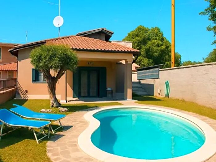 Casa quadrilocale in vendita in Via dei Biancospini, Guidonia Montecelio