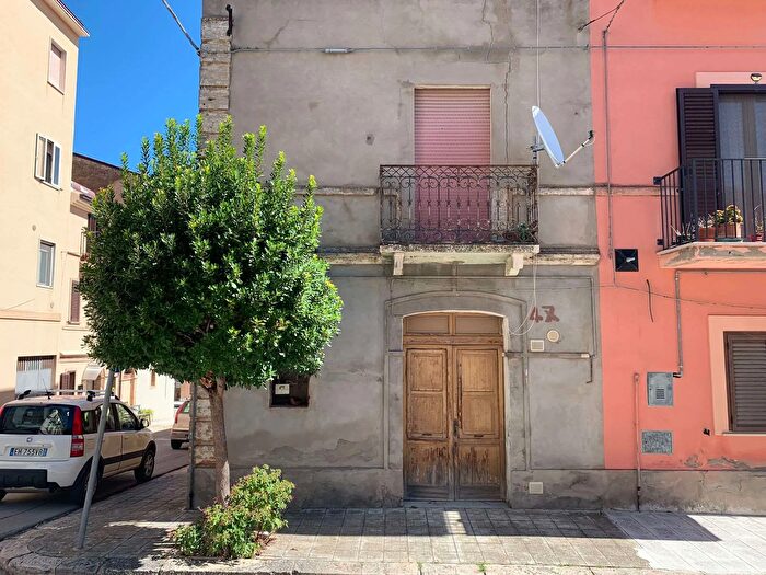 Casa con 6 locali in vendita in Guglionesi