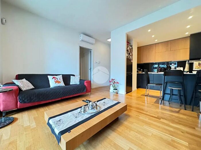 Appartamento trilocale in vendita in Viale Ugo Monaco, Roma