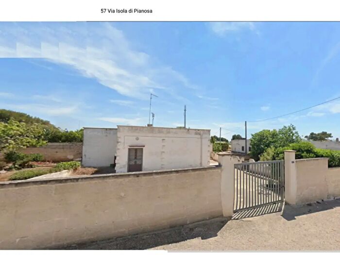 Casa trilocale in vendita in Via Isola di Pianosa, Manduria