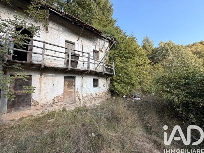 Casa quadrilocale in vendita in Frazione Valle, Murialdo
