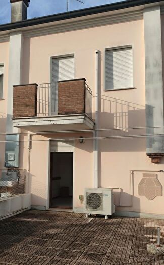 Casa con 5 locali in vendita in Adria Via E Filiberto, Adria