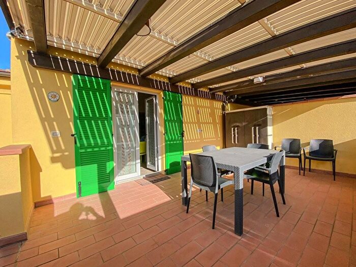 Appartamento trilocale in vendita in Porto Azzurro