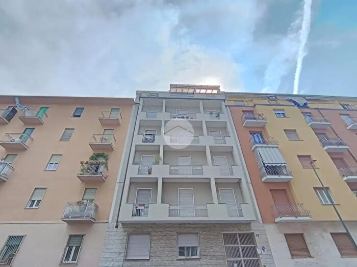 Appartamento bilocale in vendita in Via Baracca, Torino