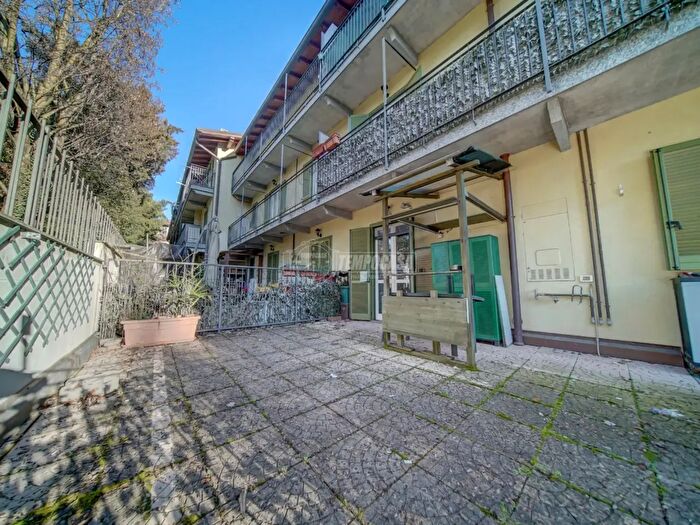 Appartamento bilocale in vendita in Via Visconti, Somma Lombardo