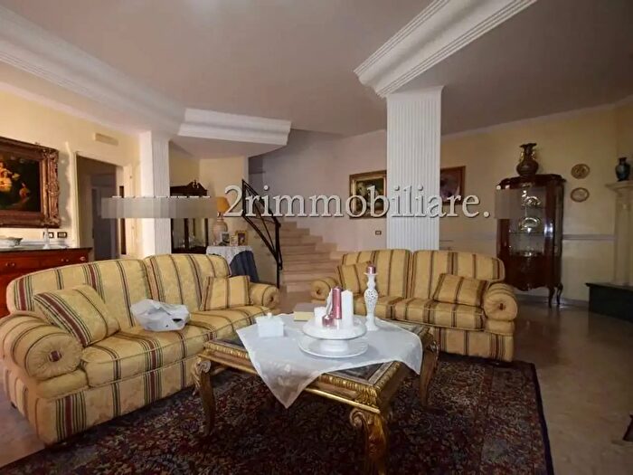 Casa con 6 locali in vendita in Via Marsala, Mazara Del Vallo