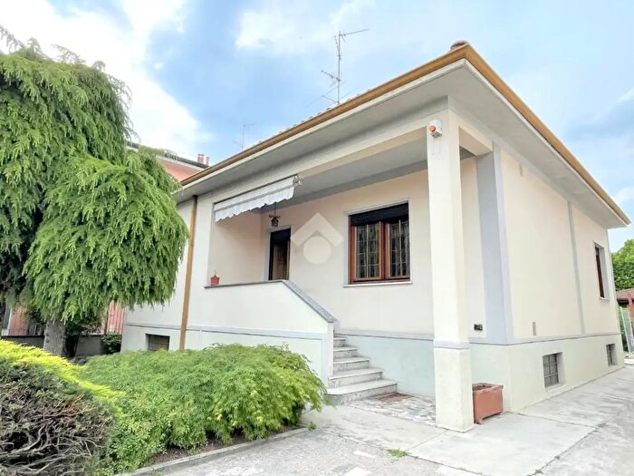 Casa bilocale in vendita in Via Cascina Croce, Cornaredo