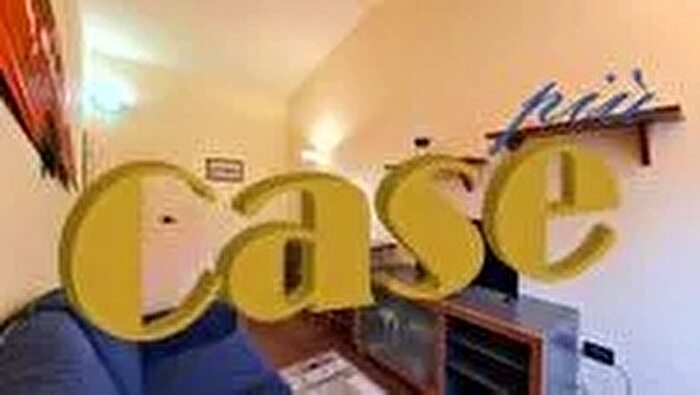 Casa quadrilocale in vendita in Camaiore