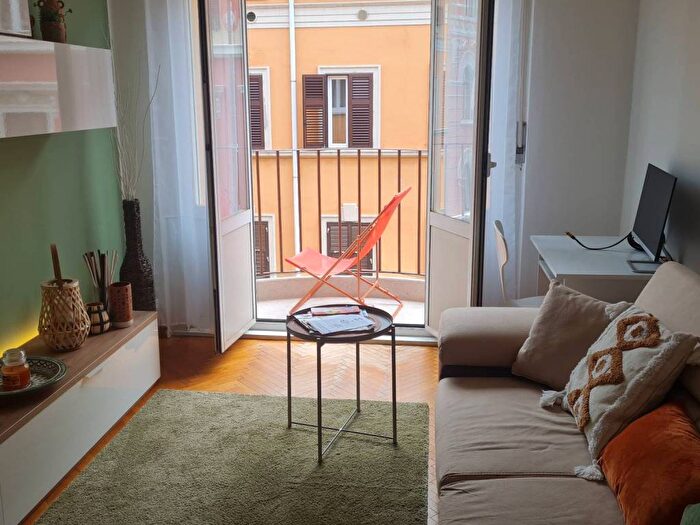 Appartamento bilocale in affitto in Via Giuseppe Parini, Largo Barriera Ospedale Maggiore, Trieste