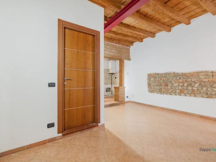 Appartamento quadrilocale in affitto in Via Dossi Donato, Cornate DAdda