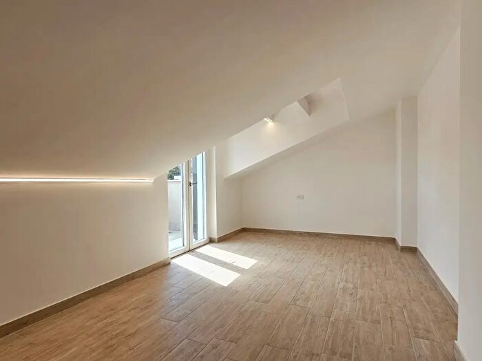 Casa quadrilocale in vendita in Guidonia Montecelio