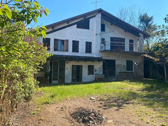 Casa con 5 locali in vendita in Oratorio, Corvino San Quirico