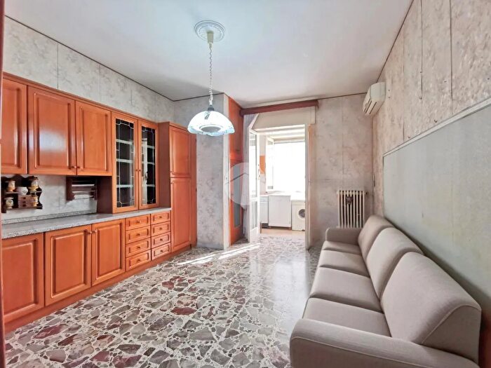 Appartamento quadrilocale in vendita in Viale Dante, Lucera