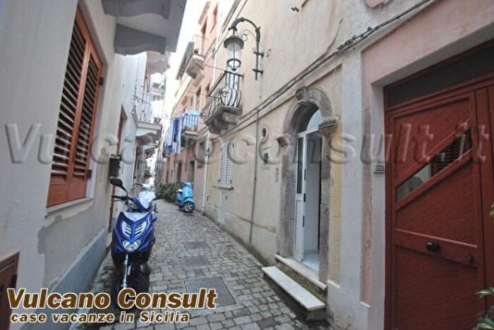 Appartamento bilocale in vendita in Vico Morfeo, Lipari