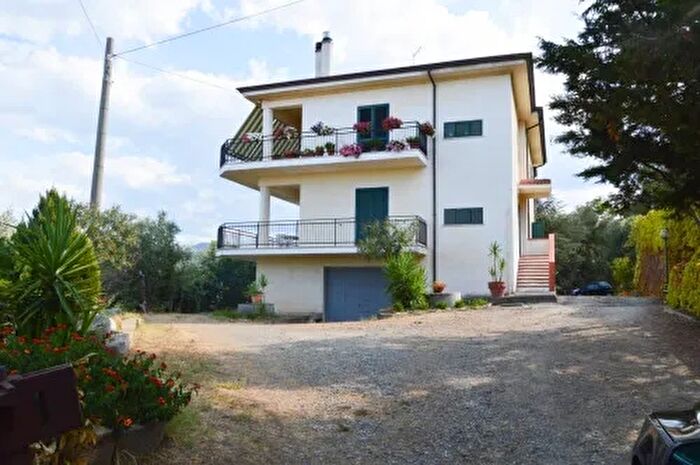 Casa con 14 locali in vendita in CoriglianoRossano Cda Pantasima Snc, CoriglianoRossano