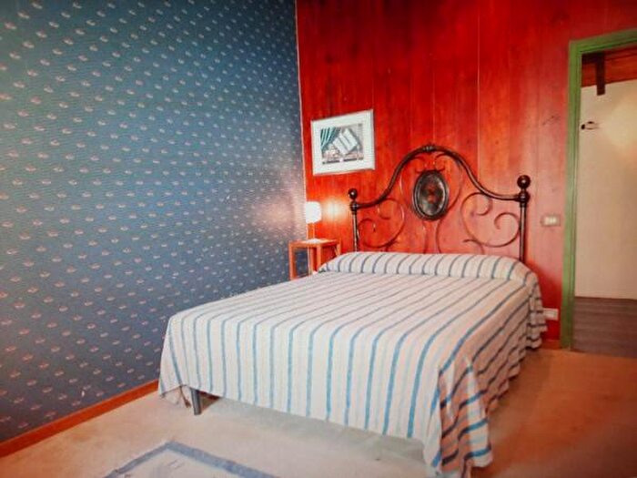 Casa con 6 locali in vendita in Via del Colle E di Stabbiano, Lucca