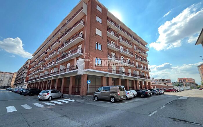 Appartamento con 5 locali in vendita in Via Alfieri, Nichelino
