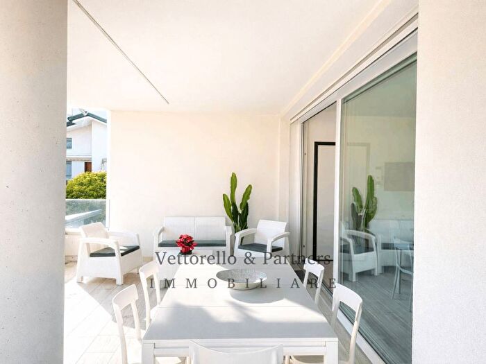 Appartamento trilocale in affitto in Via V Veneto, Lido Est, Jesolo