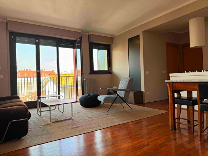 Appartamento bilocale in affitto in Via Andrea Ponti, Barona, Milano
