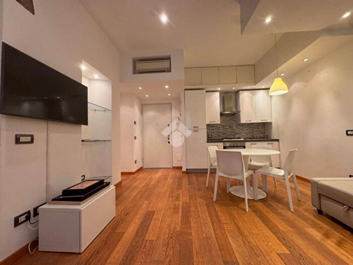 Appartamento bilocale in affitto in Via Antonio Fogazzaro, Montenero, Milano