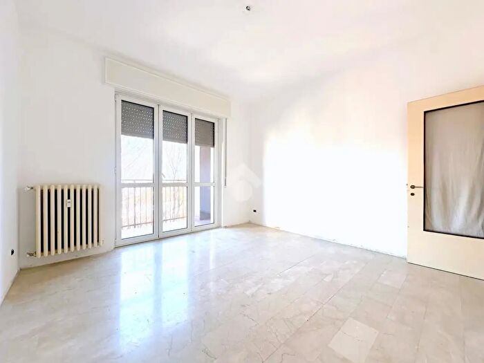 Appartamento bilocale in vendita in Via Santa Margherita, Caronno Pertusella