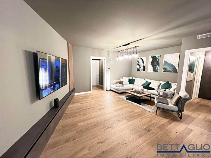 Appartamento con 5 locali in affitto in Via San Pio X, Mestre, Venezia