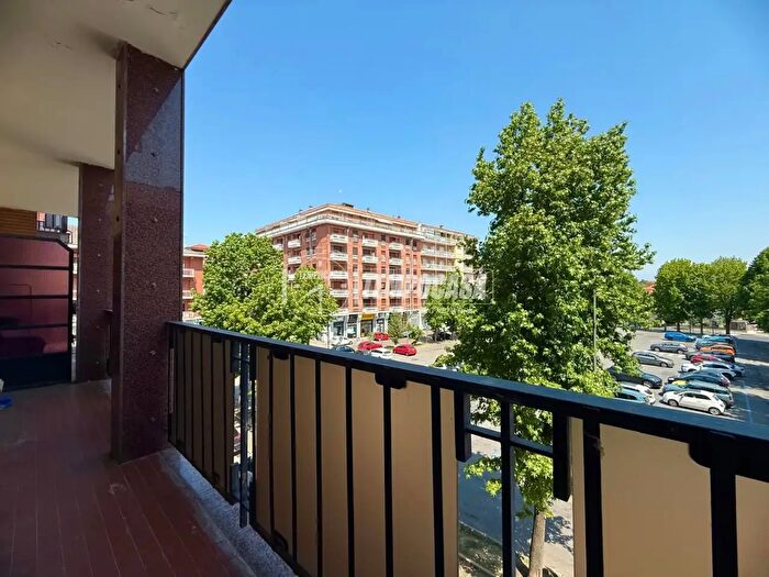 Appartamento bilocale in vendita in Piazza Castello, Cirie
