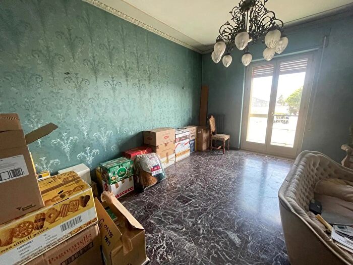 Appartamento con 5 locali in vendita in Via Augusto Von Platen, Siracusa