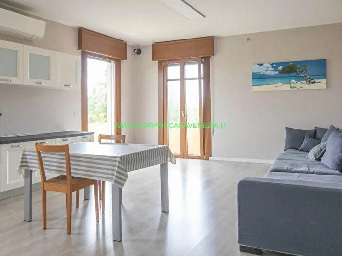 Appartamento quadrilocale in vendita in Favaro Veneto, Venezia