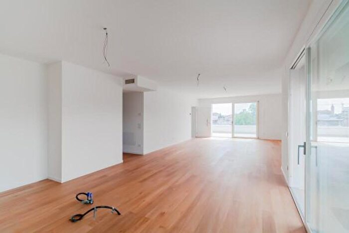 Appartamento con 5 locali in vendita in Viale Giuseppe Mazzini, Abano Terme