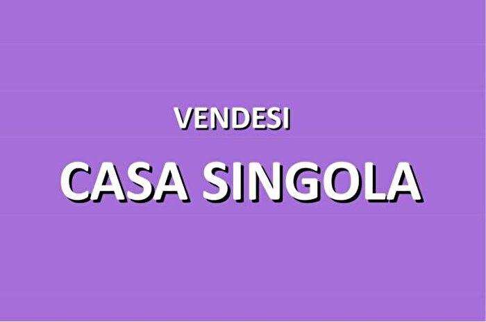 Casa con 6 locali in vendita in Nove