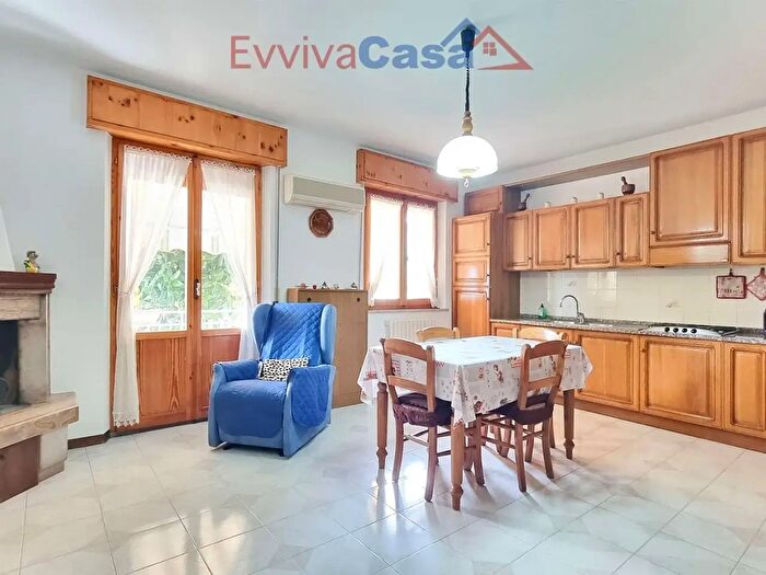 Appartamento in vendita in Via Roncaglia, San Lorenzo In Campo
