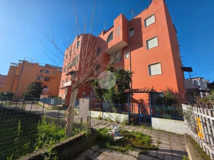 Appartamento trilocale in vendita in Via Campo Volo, Scalea